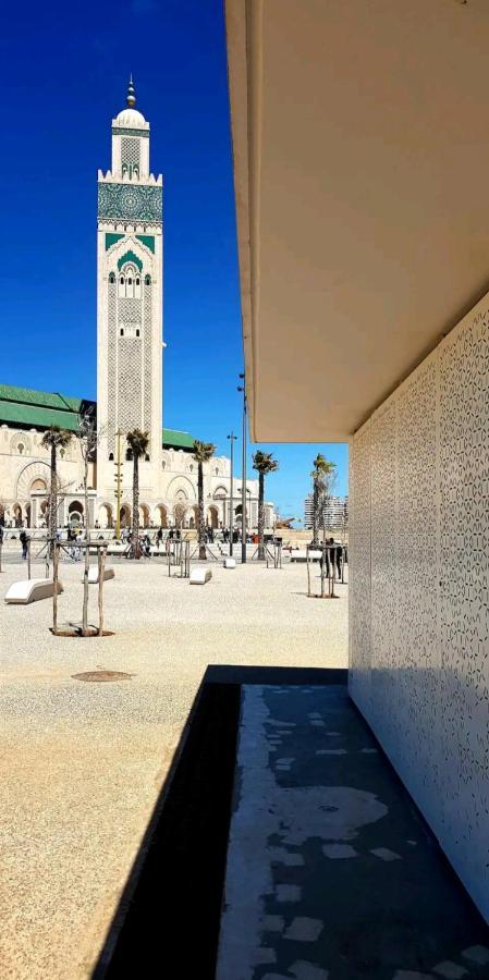 Luxury Downtown Apartment Of 80M2 In Front Of Hassan 2 Mosque And Sea From Family , Pour Famille , Interdit Couples Araabic Non Marie, Forbidden Unmarried Araabic Couples Basement Car Park Casablanca Buitenkant foto