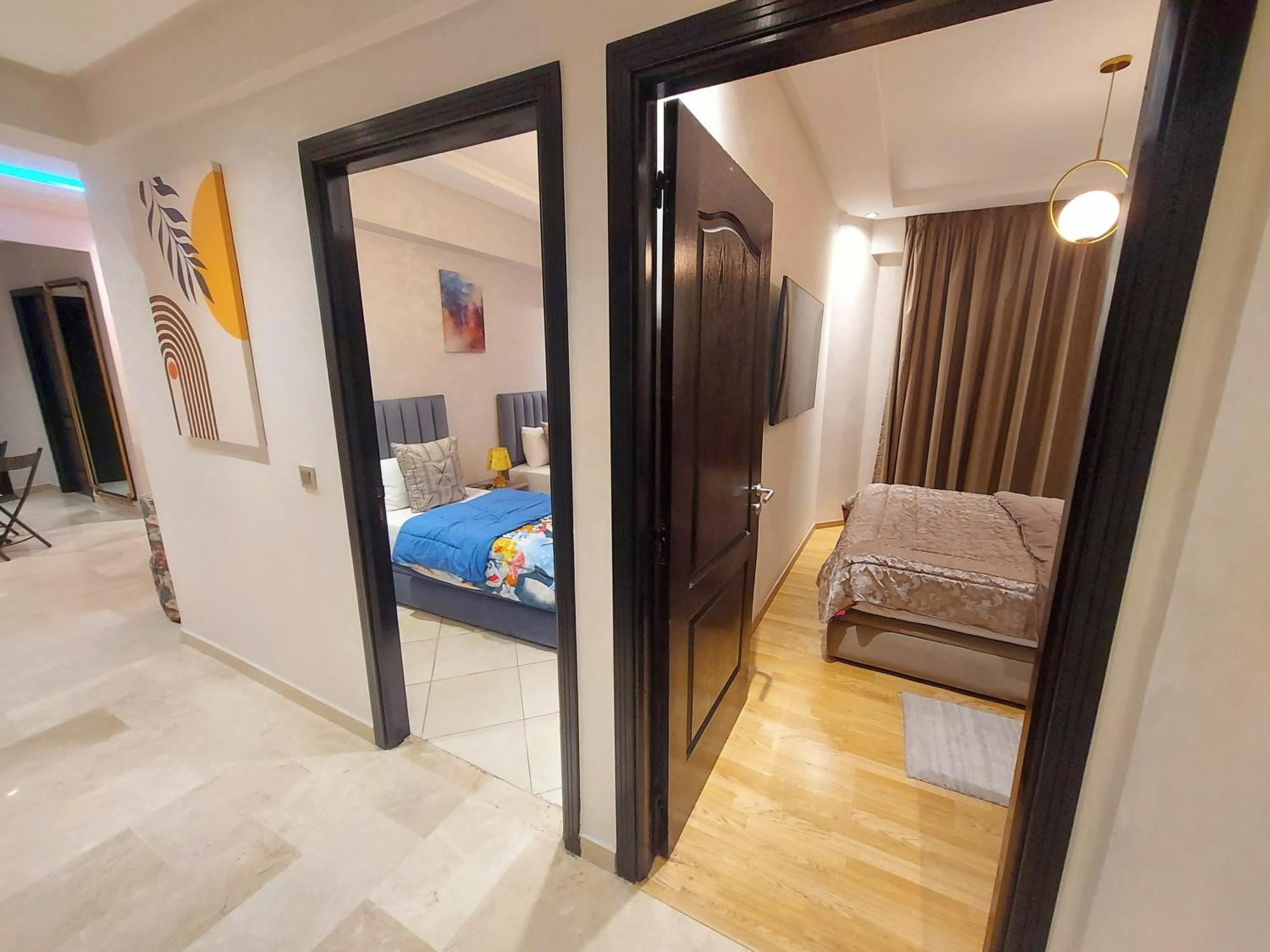 Luxury Downtown Apartment Of 80M2 In Front Of Hassan 2 Mosque And Sea From Family , Pour Famille , Interdit Couples Araabic Non Marie, Forbidden Unmarried Araabic Couples Basement Car Park Casablanca Buitenkant foto