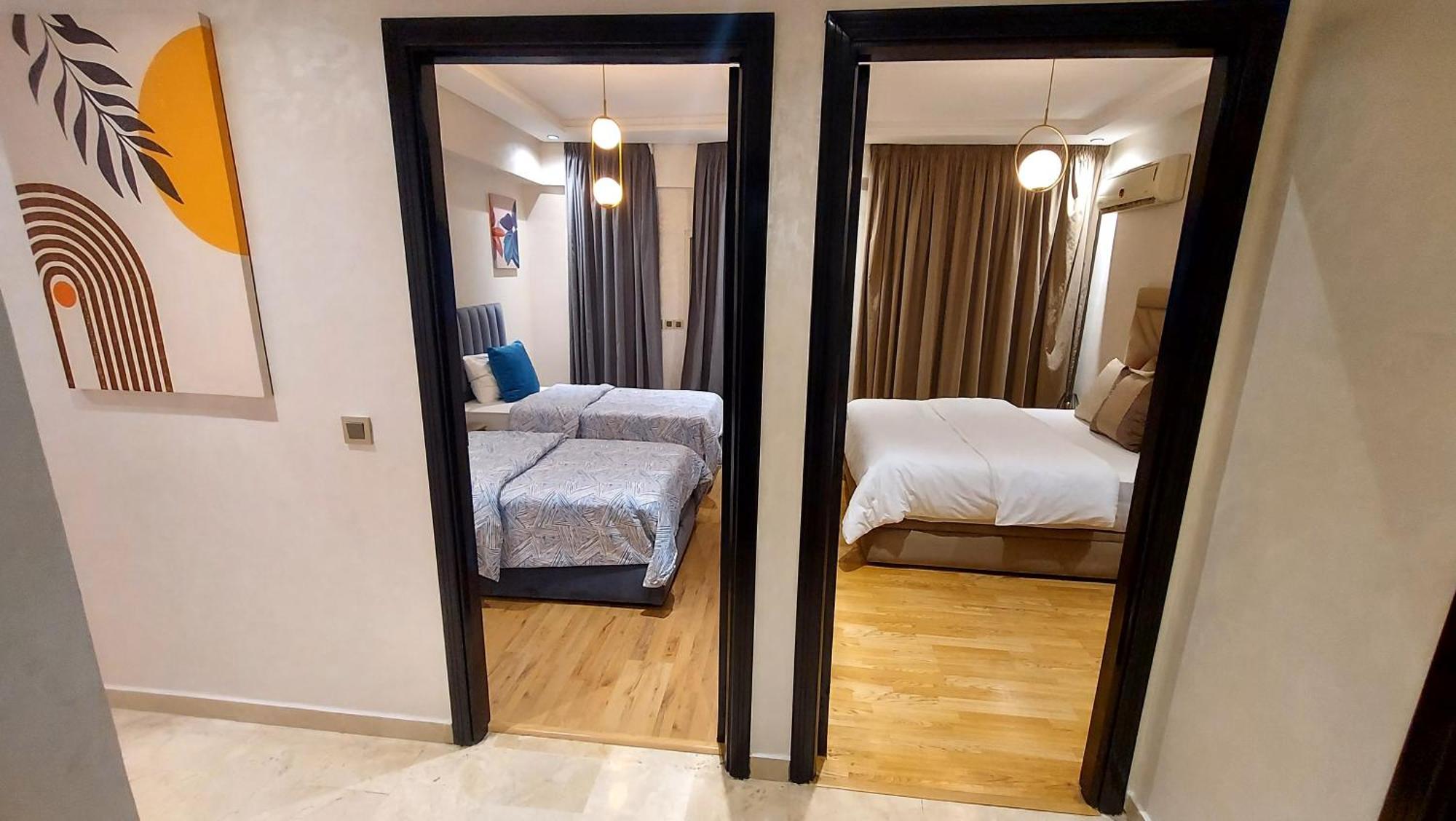 Luxury Downtown Apartment Of 80M2 In Front Of Hassan 2 Mosque And Sea From Family , Pour Famille , Interdit Couples Araabic Non Marie, Forbidden Unmarried Araabic Couples Basement Car Park Casablanca Buitenkant foto